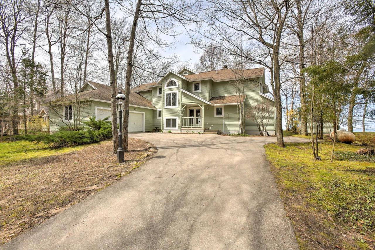 Gorgeous Charlevoix Home On Lake Michigan! Ellsworth Extérieur photo