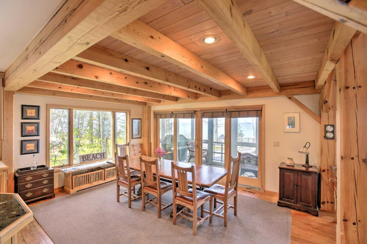 Gorgeous Charlevoix Home On Lake Michigan! Ellsworth Extérieur photo